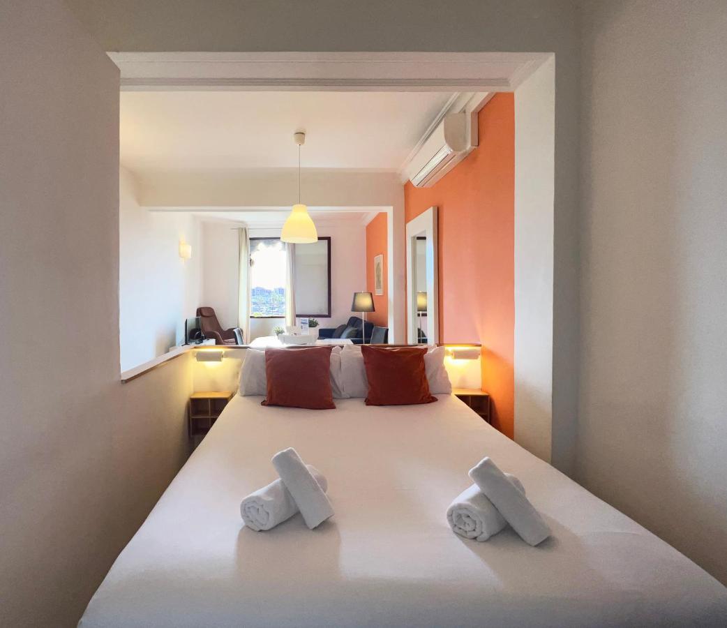 Stay U-Nique Apartments Colom Барселона Экстерьер фото